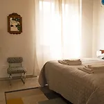 فندق مبيت وإفطار Vaarak 3*
