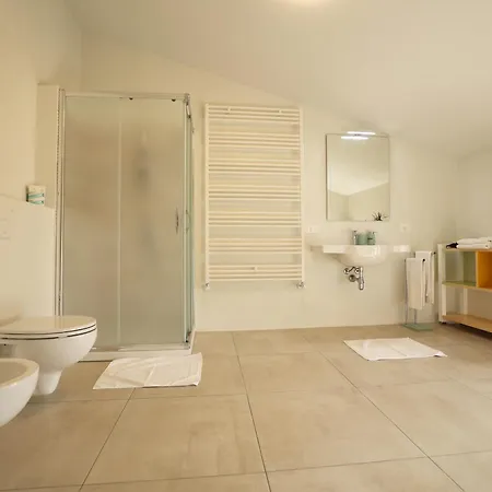 Bed & Breakfast Vaarak Bosa