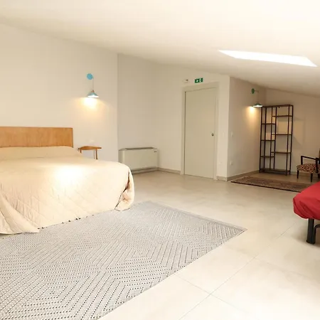 Bed & Breakfast Vaarak *