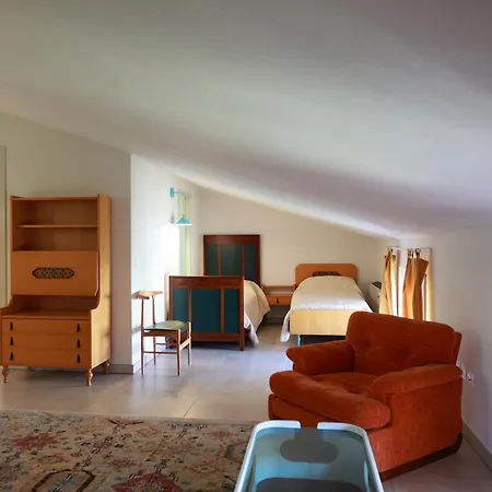 Bed & Breakfast Vaarak *