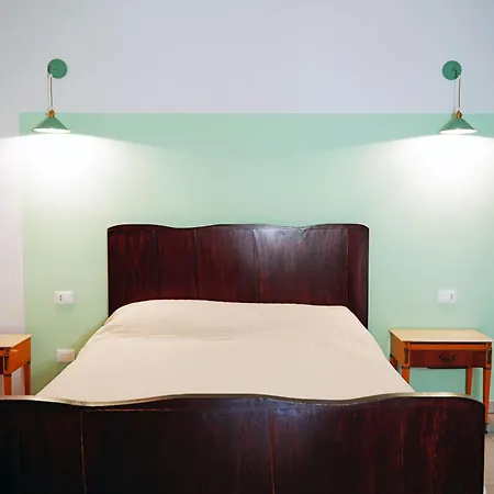 Bed and breakfast Vaarak Bosa